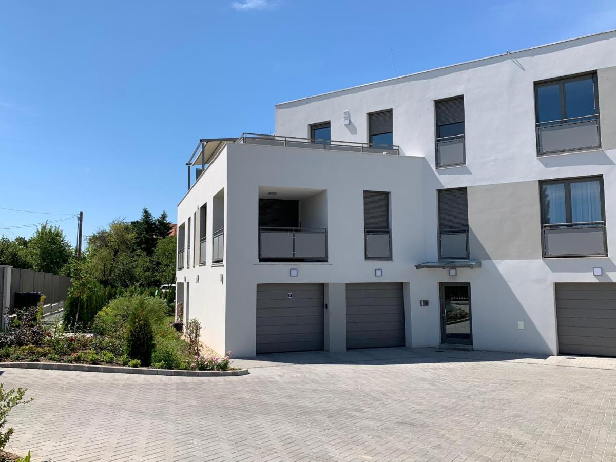 Naplemente Apartman Balatonfured Exterior photo